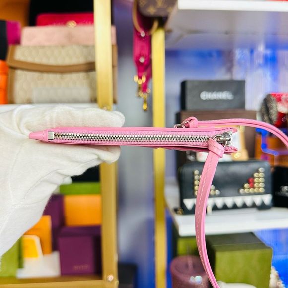 New in Box Balenciaga Pink Leather Neo Classic Wallet - Picture 6 of 14